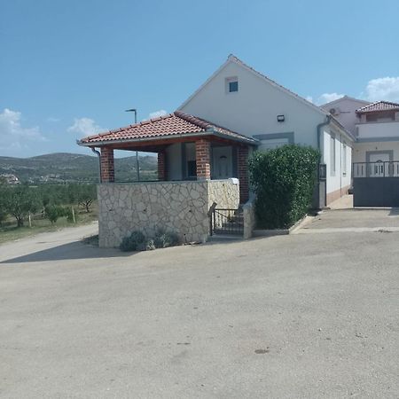 Lavanda Vrana  Exterior photo
